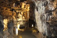 Cuevas Pr&aacute;dena